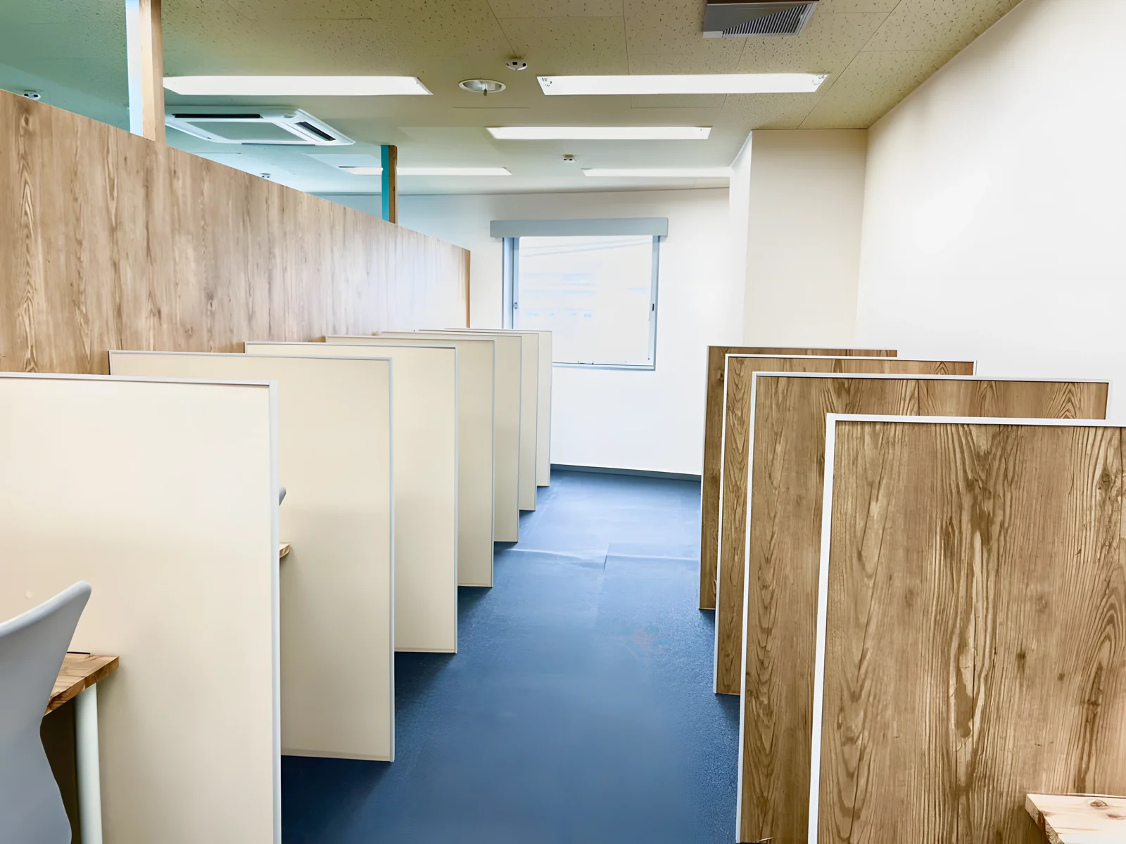 会員制自習室 まち図書カフェ 五日市駅前roomの外観・内観写真