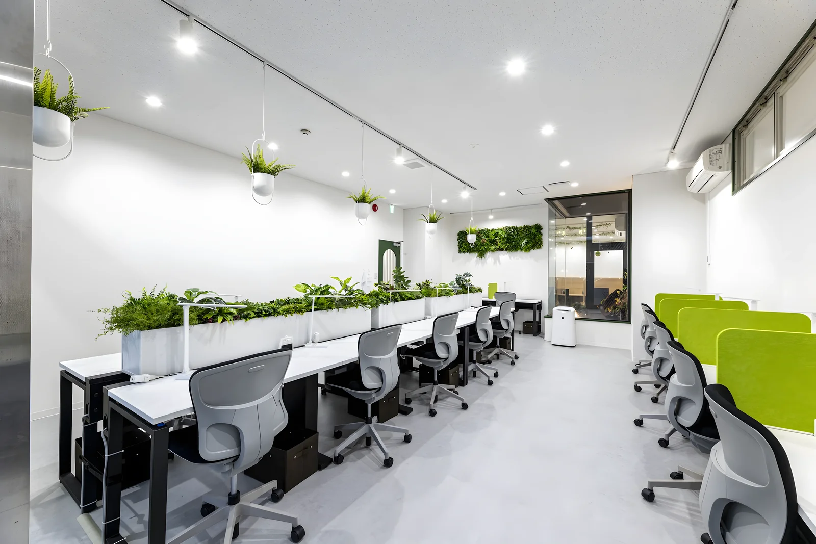 Study Site 西新 外観