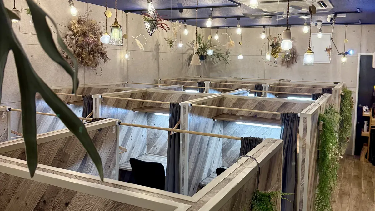 アイデスク新宿自習室 - 新宿西口徒歩3分