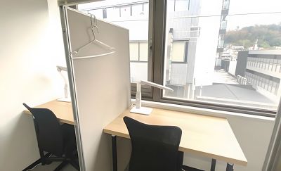 おとな自習室 おうじ 窓際デスク席