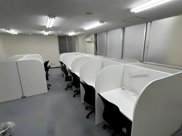 東大式個別指導塾スタディコーチ新宿校 の内観（画像提供: studycoach.co.jp）