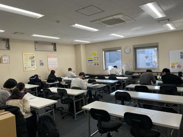 無料学習室 学術の森 本校 の店内 (Google提供)