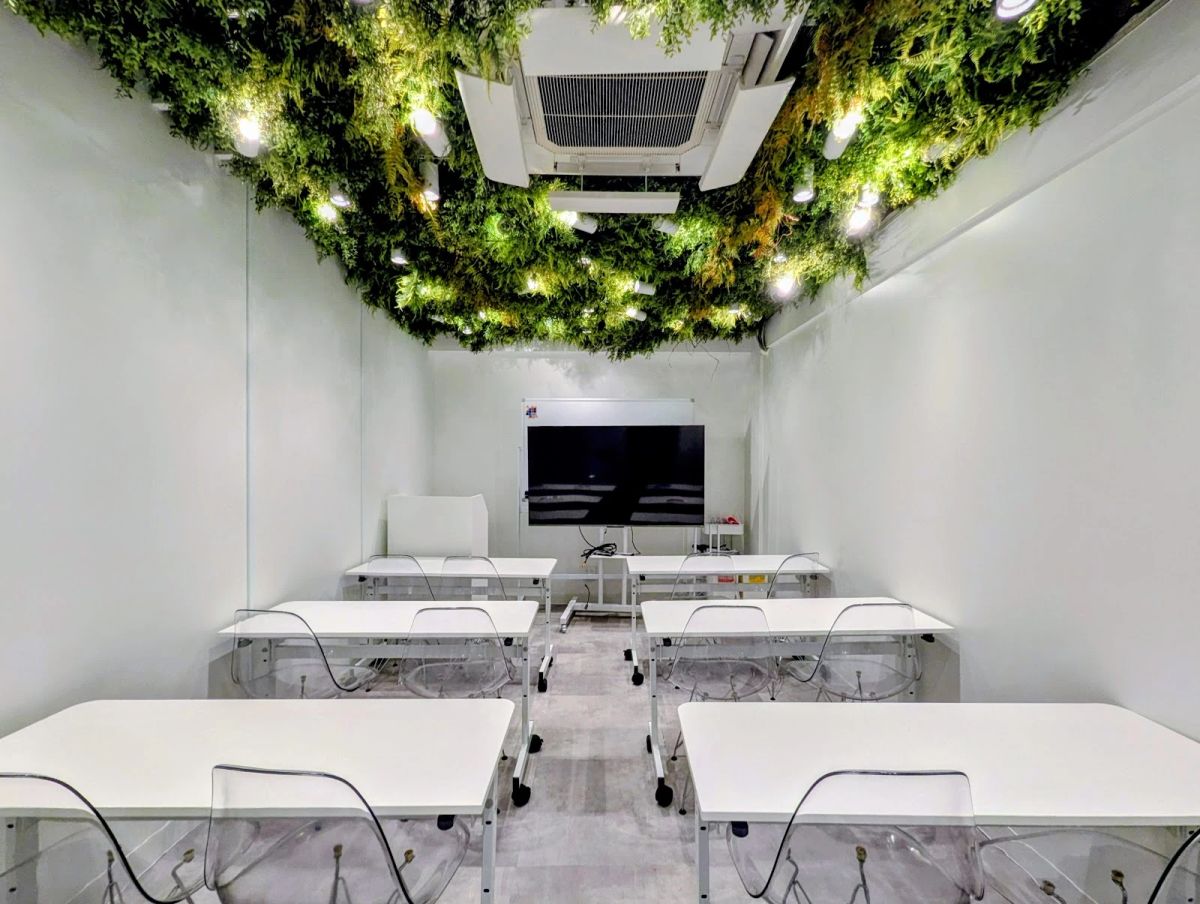 FEEEP 東京八重洲店 の店内 (Google提供)
