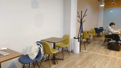 TECH I.S. Coworking の店内 (Google提供)